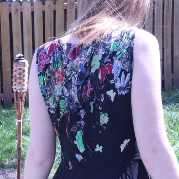HOST PICK Black and Floral Floryday Dress - Picture 4 of 7